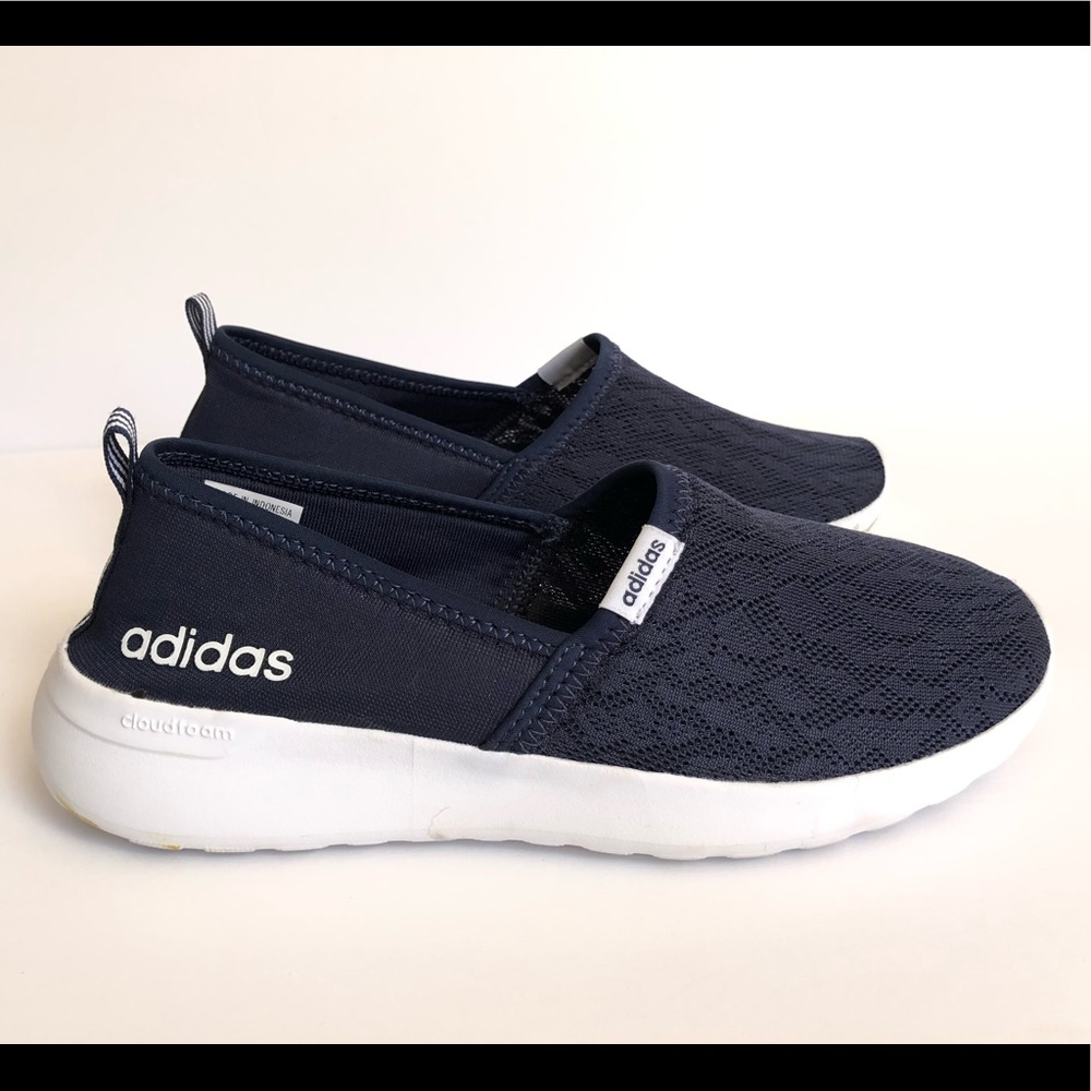Adidas Cloudfoam Memory Foam Slip On Pull On Sneakers Shoes. Women size 7.5